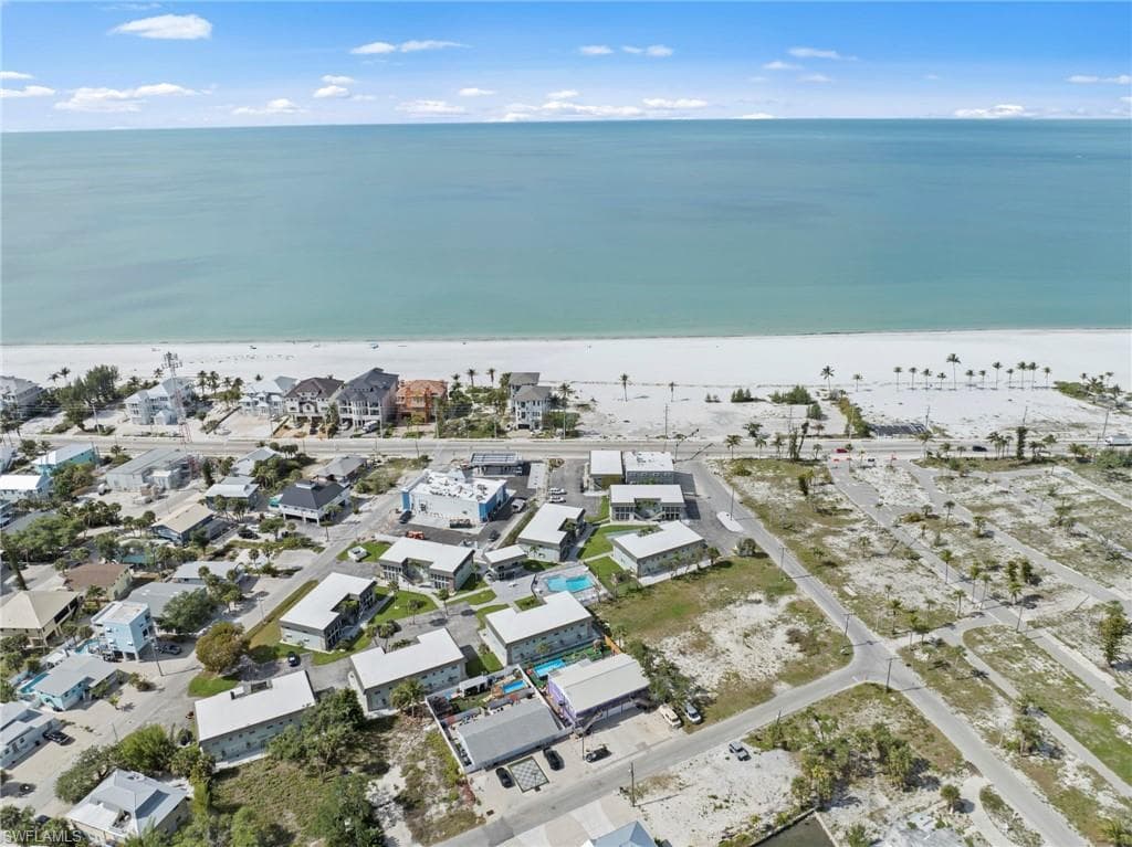 3045 Estero BLVD 7D-37