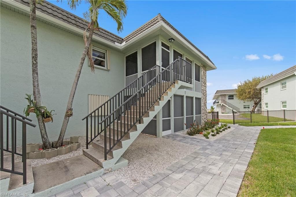 3045 Estero BLVD 7D-8
