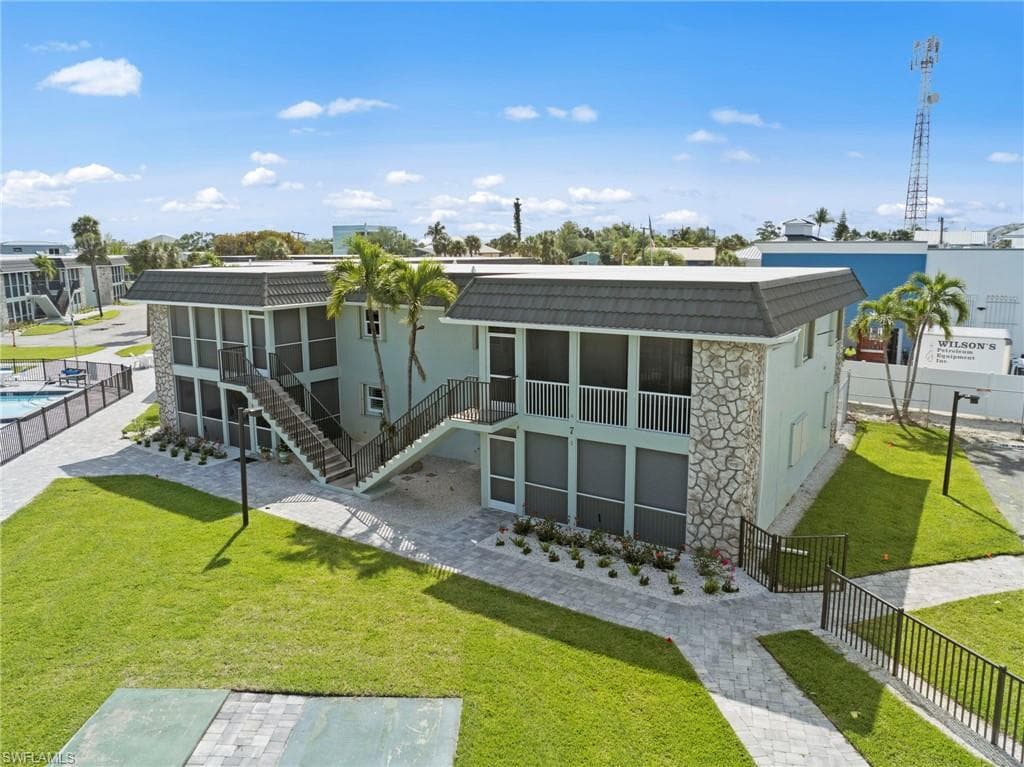 3045 Estero BLVD 7D-32