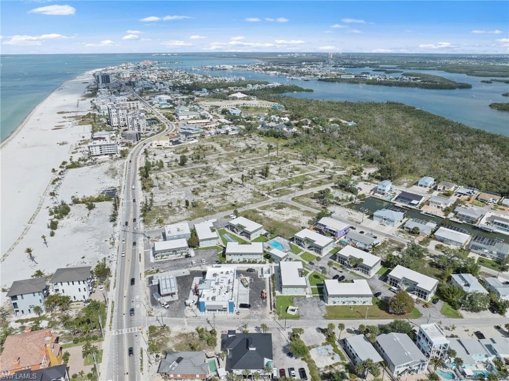 3045 Estero BLVD 7D-39