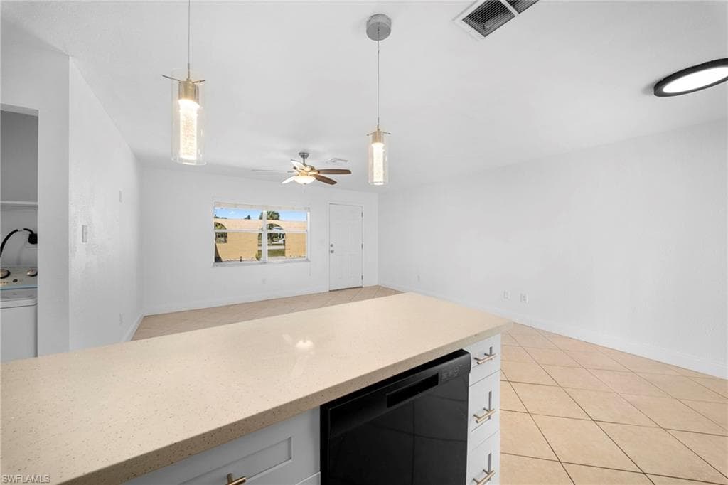 13403 pine needle LN-8