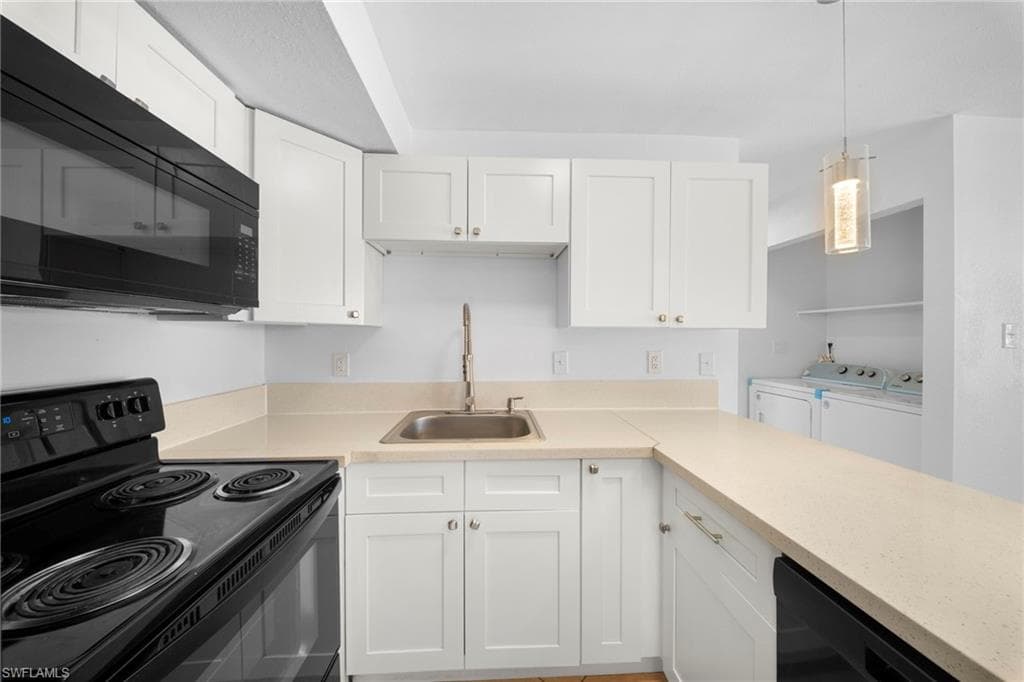 13403 pine needle LN-7