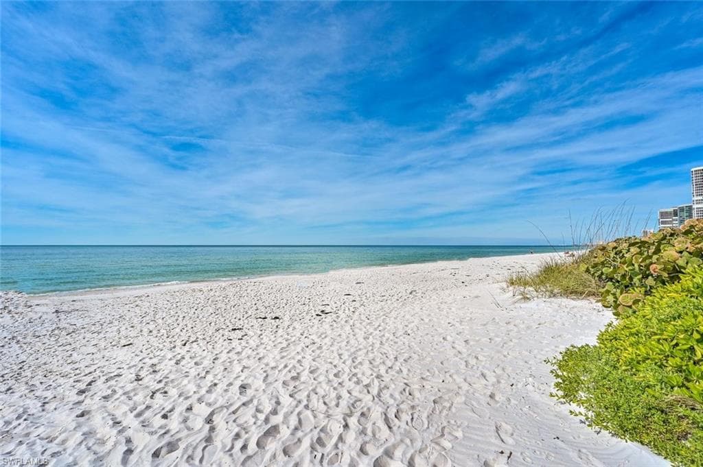 4751 Gulf Shore BLVD N PH7-39