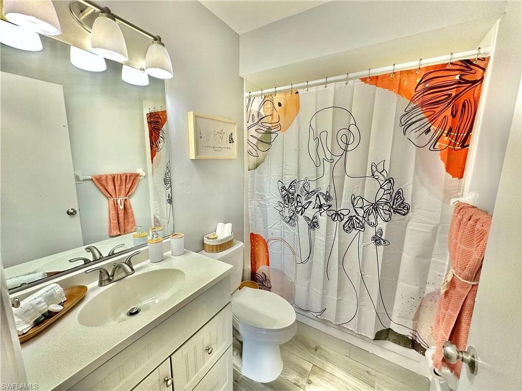 4903 Vincennes ST 210-5