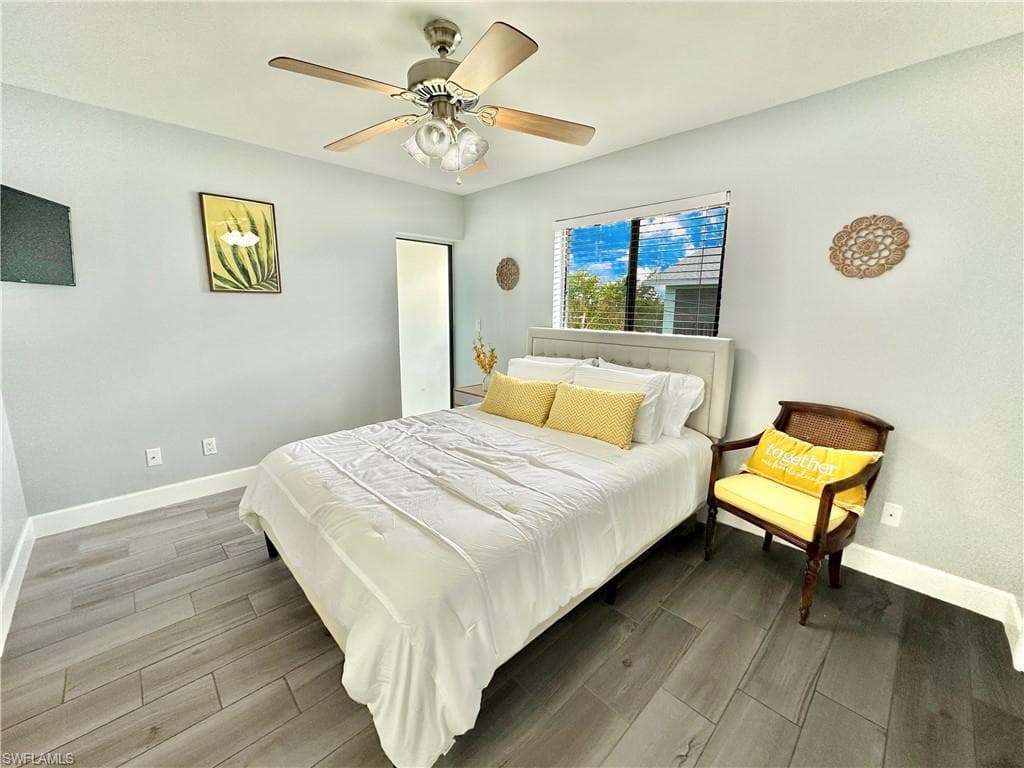 4903 Vincennes ST 210-6