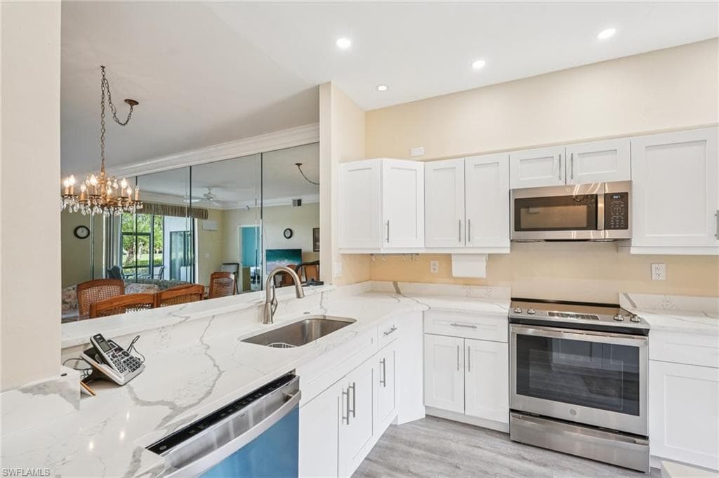 7340 Coventry CT 809-5