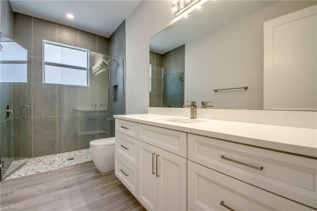 5314 Colonade CT-28