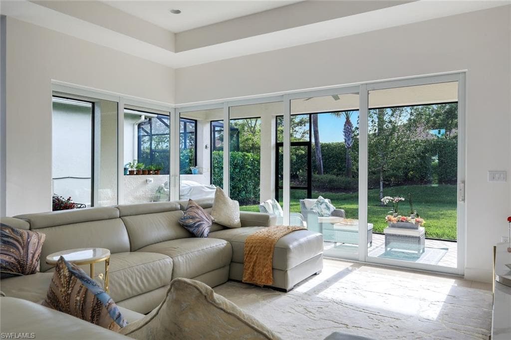 28604 Moraga LN-20