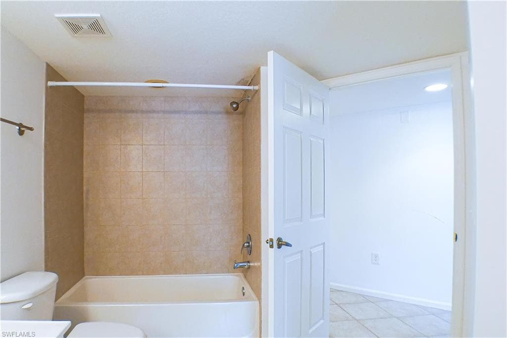 4113 residence DR 211-6