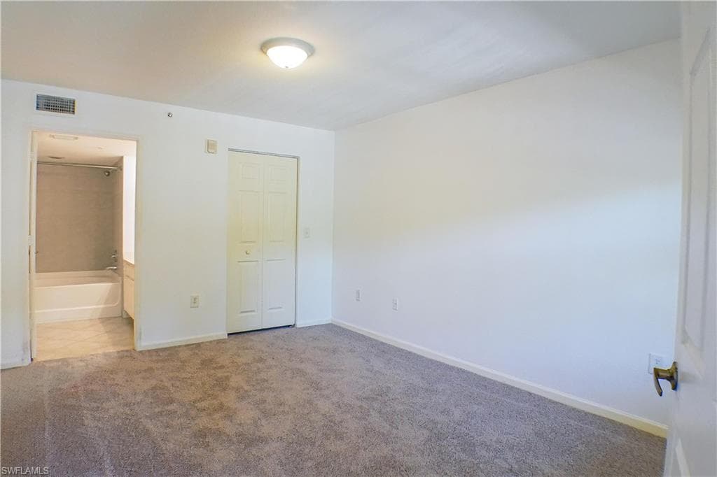 4113 residence DR 211-17