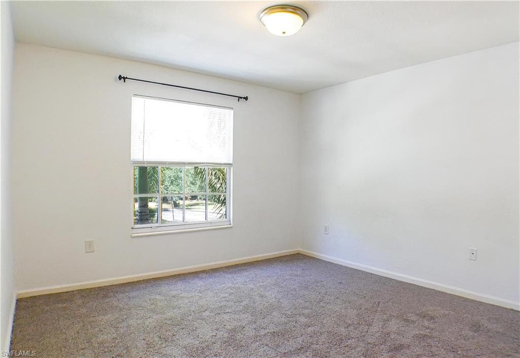 4113 residence DR 211-7