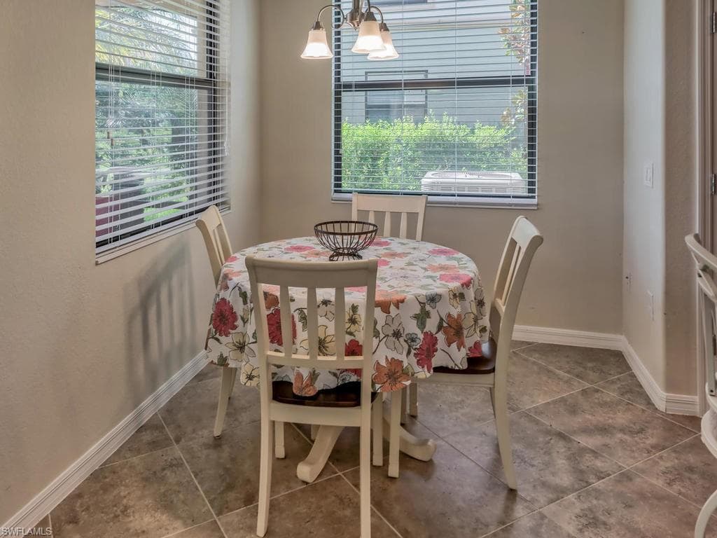 9114 Prima WAY 102-9