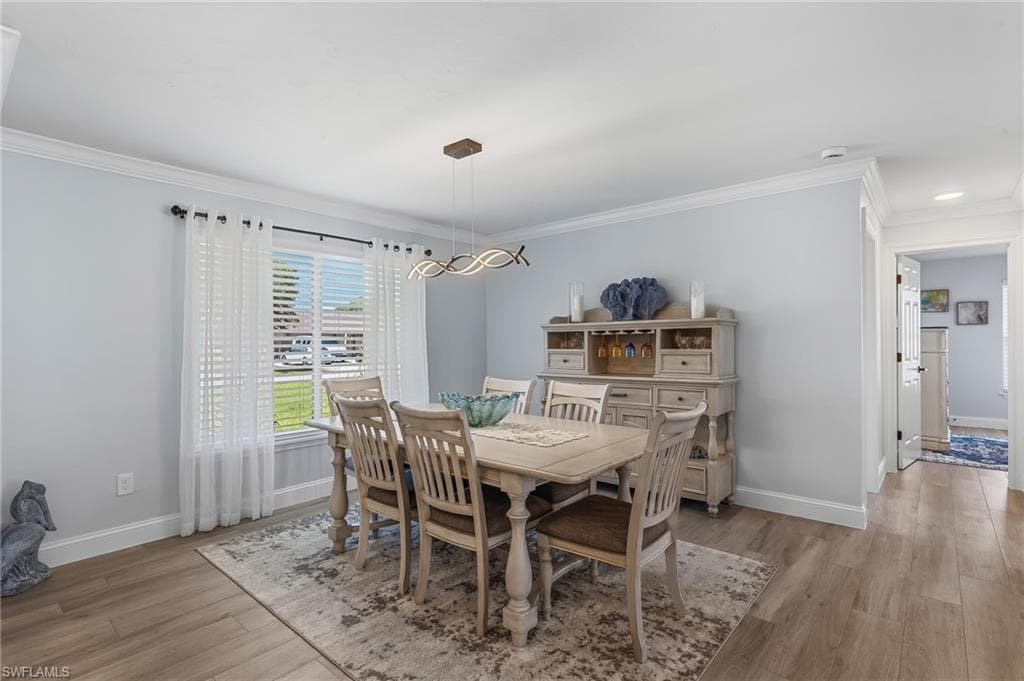 6048 Perthshire LN-11