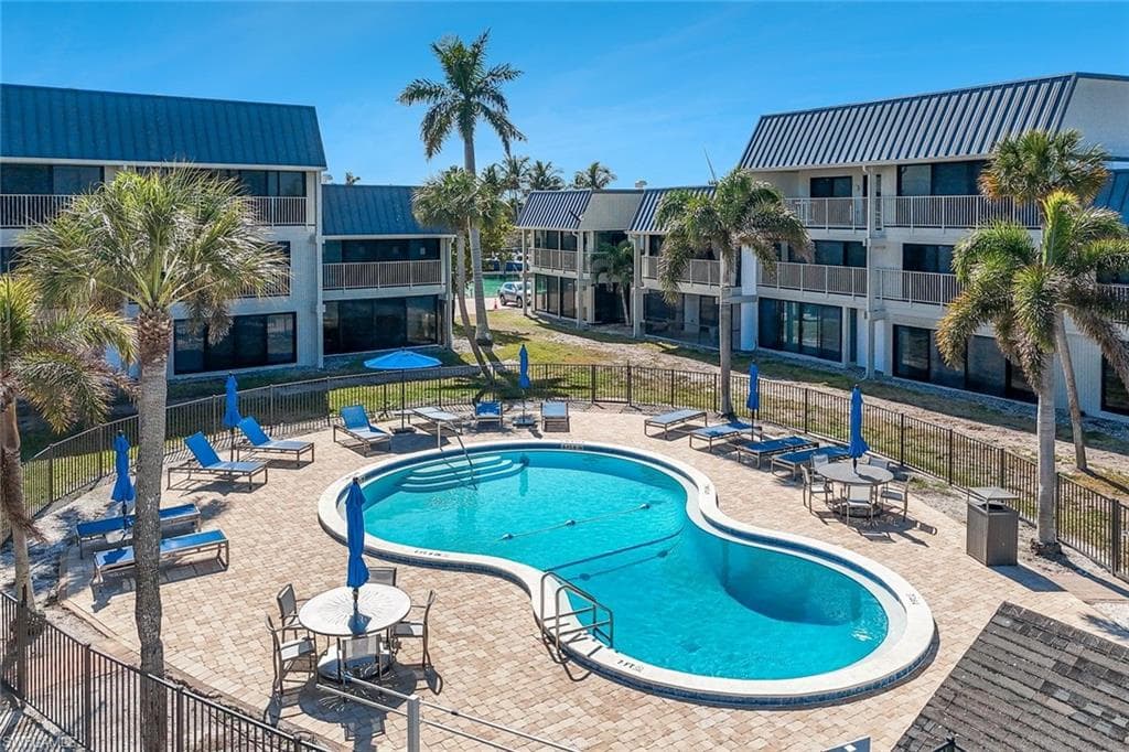 760 Sextant DR 321-9