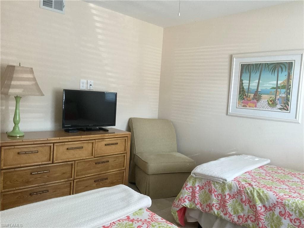 3062 Sandpiper Bay CIR K102-17