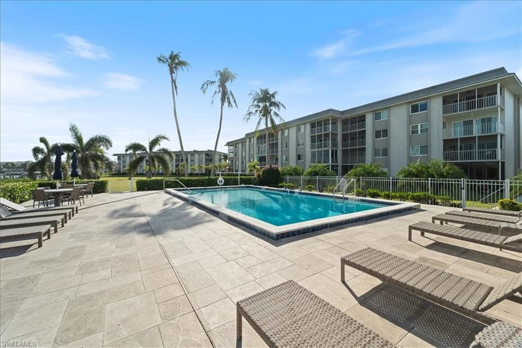 307 Goodlette-Frank RD S B202-7