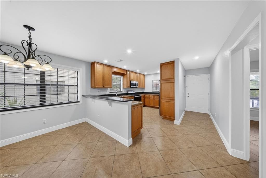 5270 Treetops DR J201-2