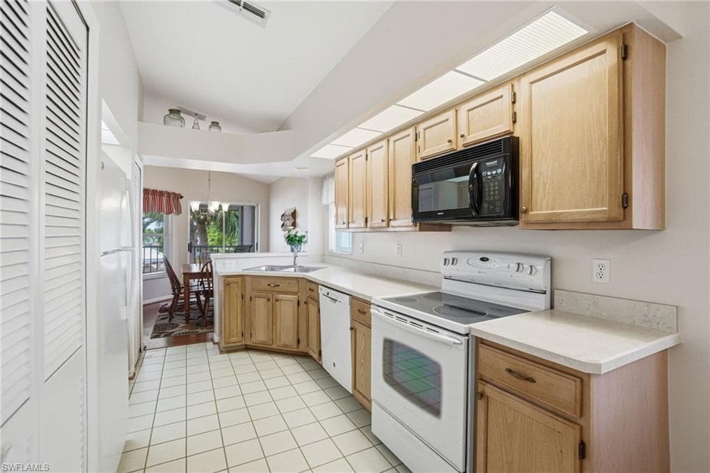 3991 Windward Passage CIR 202-14