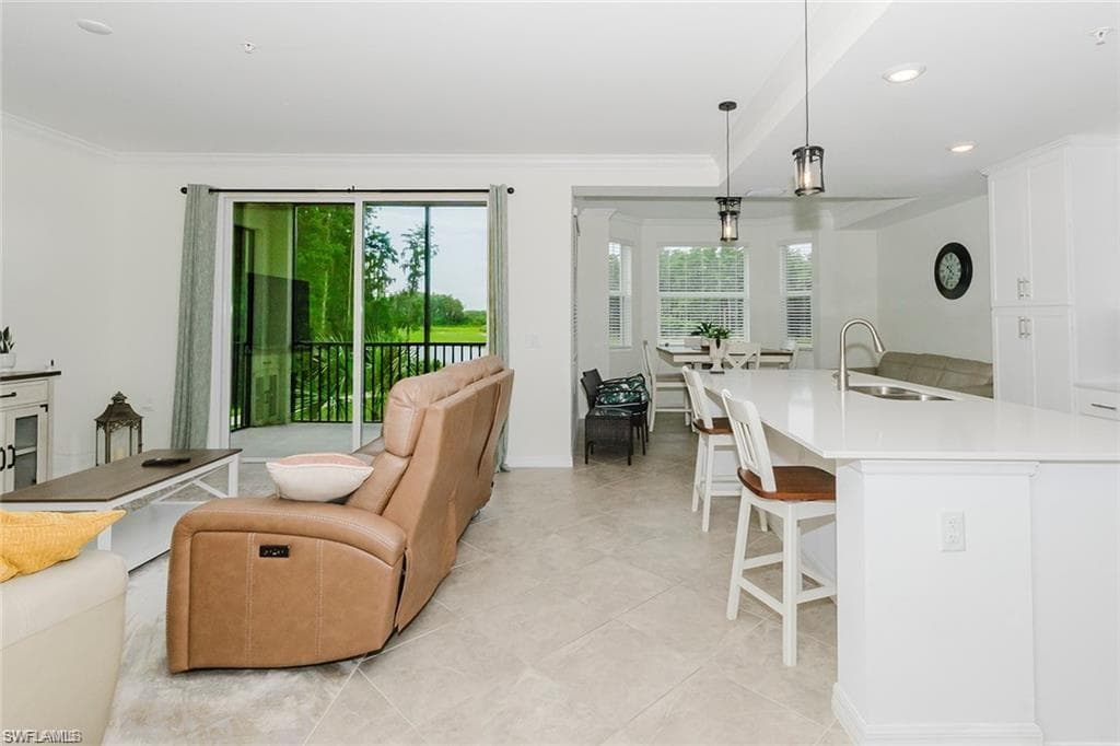 6034 National BLVD 523-6