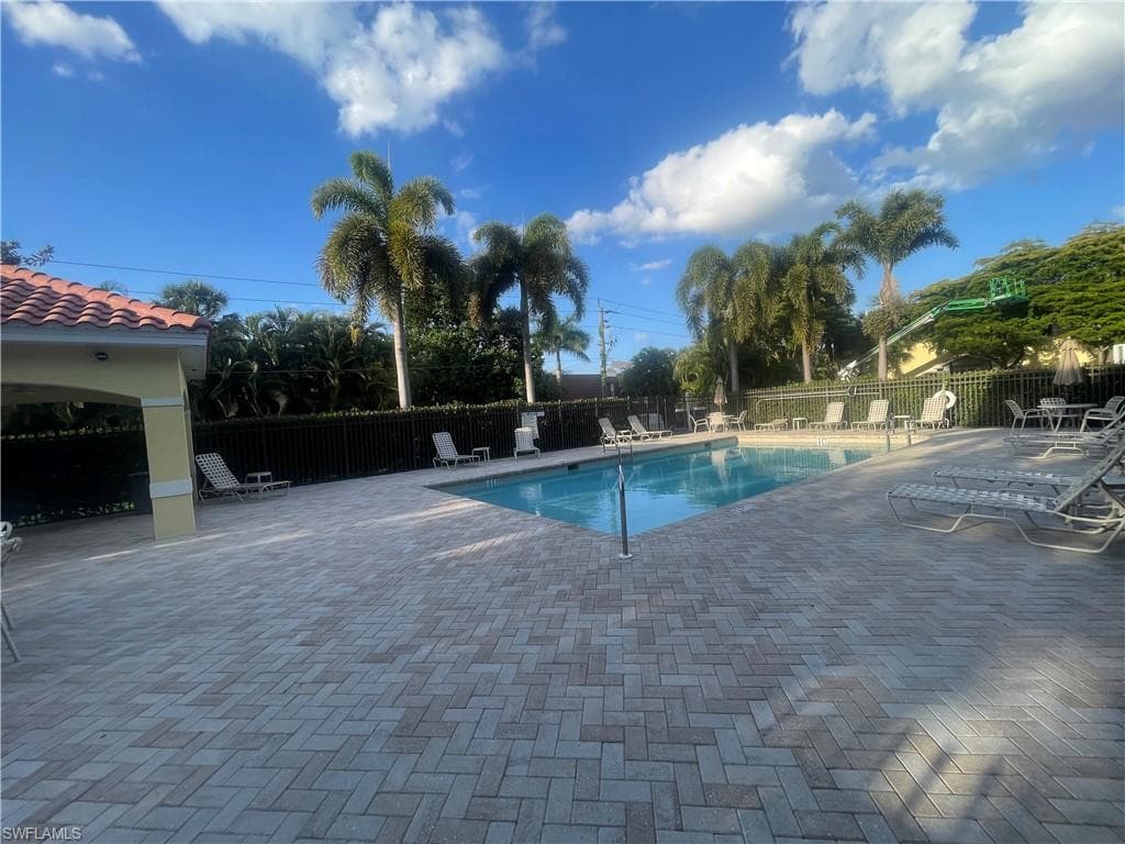 4361 Lazio WAY 903-49