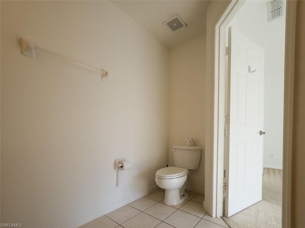2332 SILVER PALM DR-15