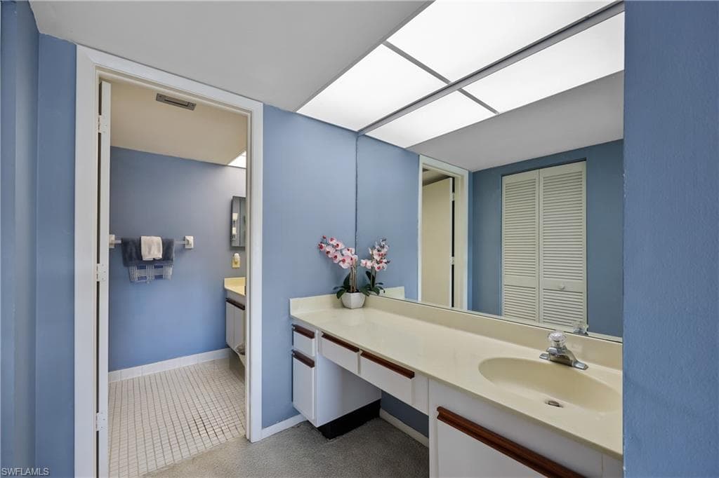 500 Misty Pines CIR 206-15