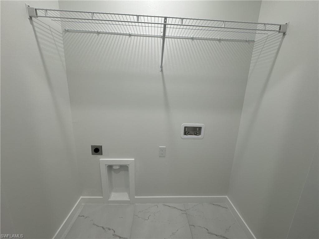 1775 Glenway CT-11