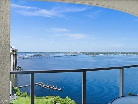 3000 Oasis Grand BLVD 2402-20
