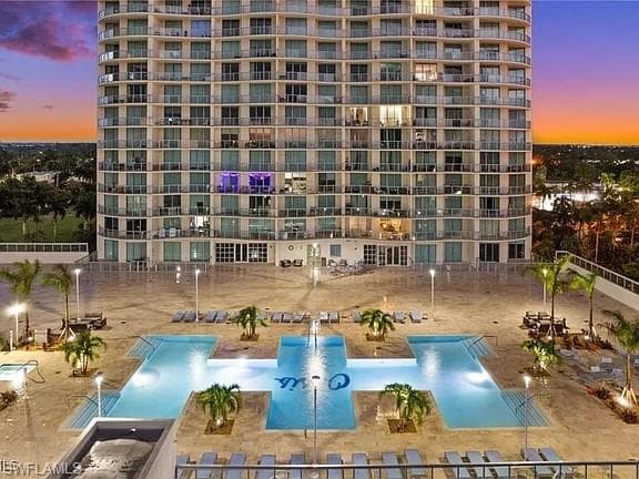 3000 Oasis Grand BLVD 2402-4