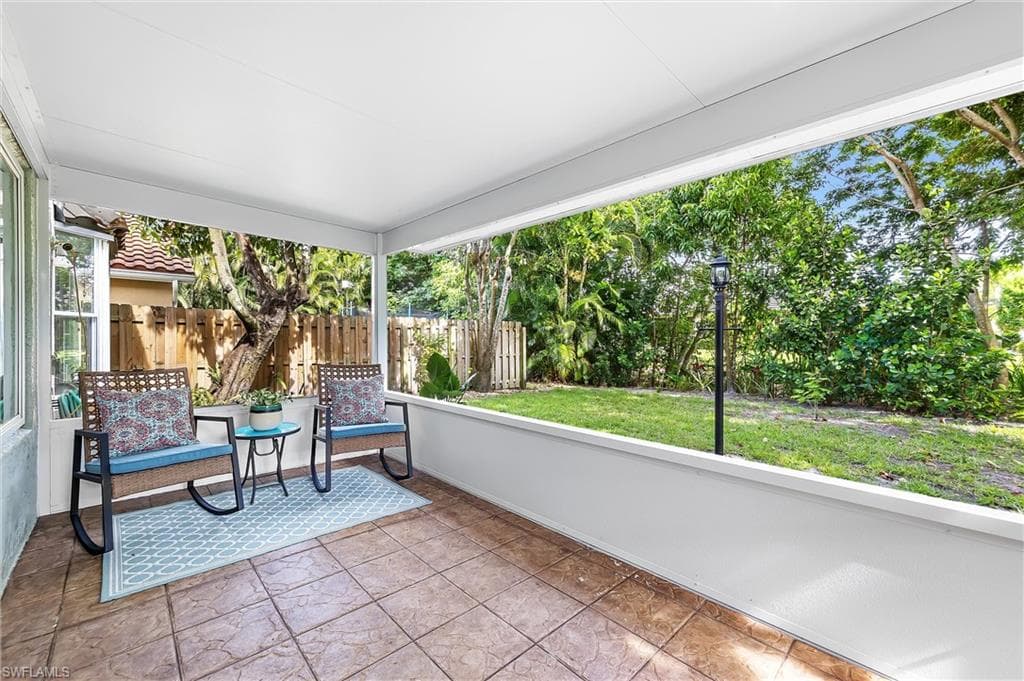 9801 Las Casas DR-25