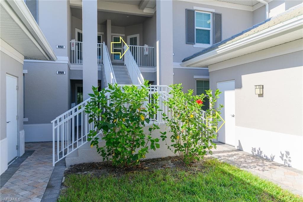 268 Indies DR E 202-23