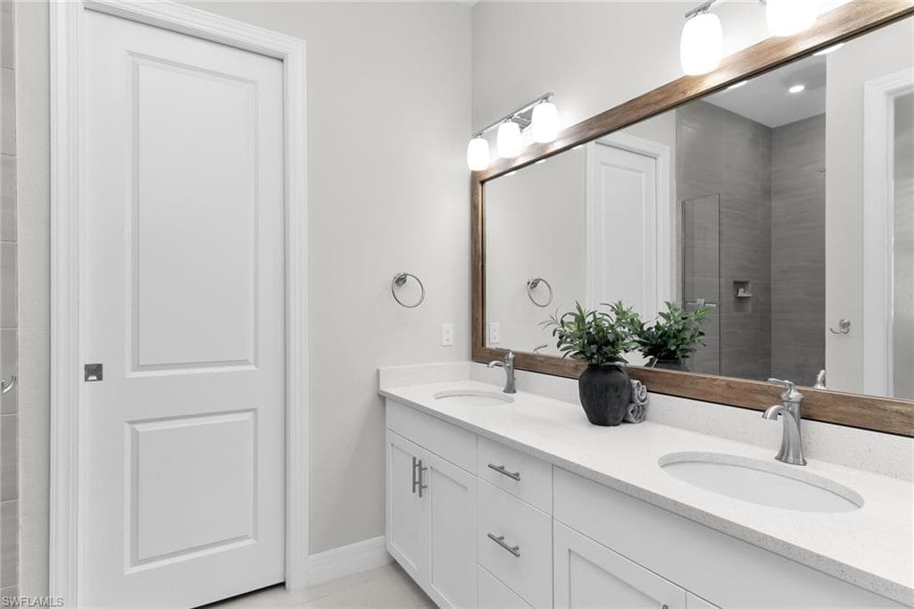 268 Indies DR E 202-14
