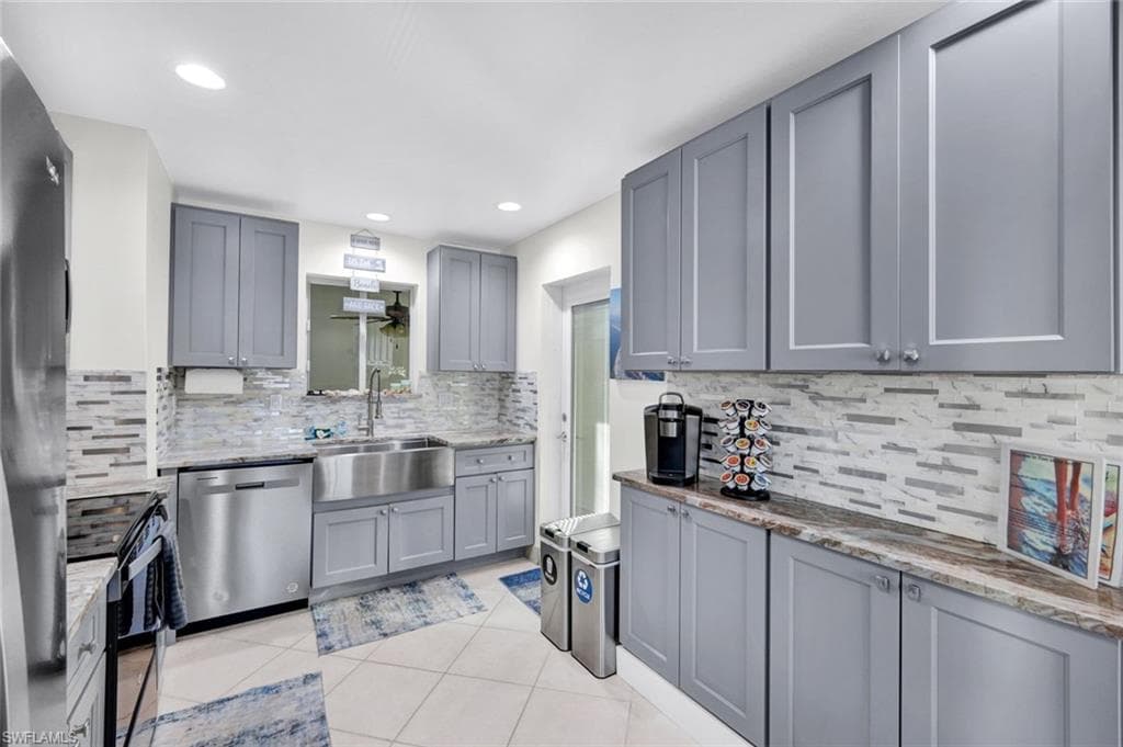 4830 Coquina RD-11
