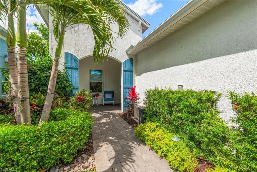 2302 Marquesa CIR-2
