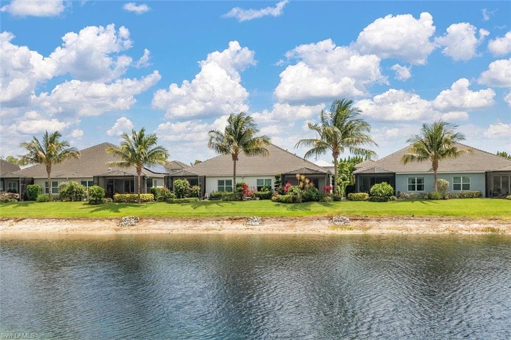 2302 Marquesa CIR-14