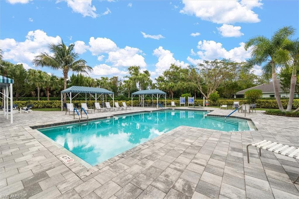 2302 Marquesa CIR-43