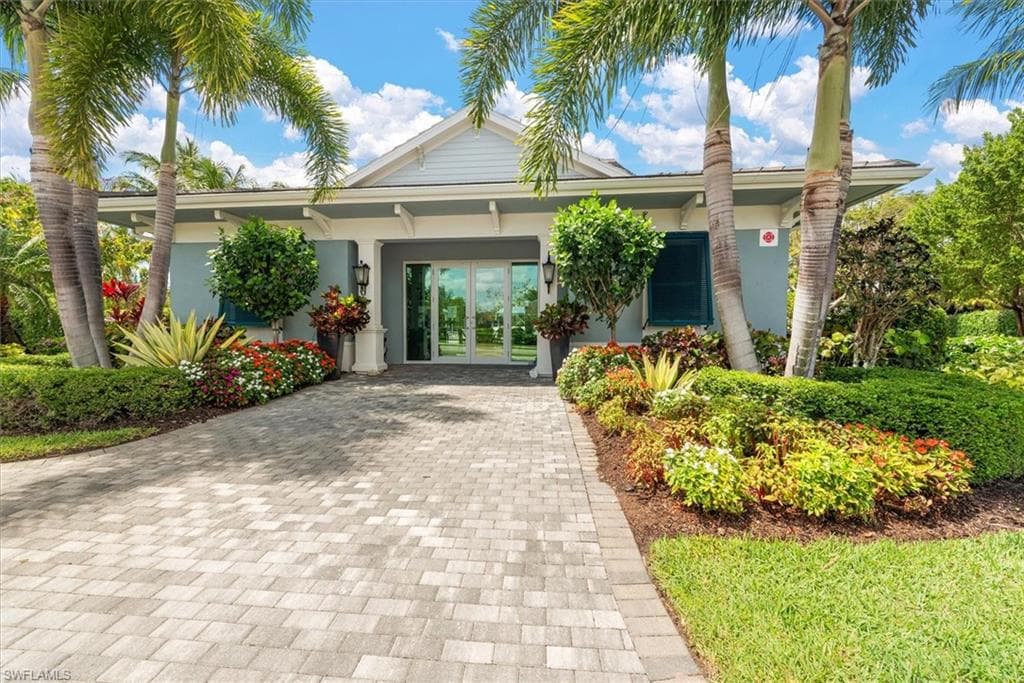 2302 Marquesa CIR-39