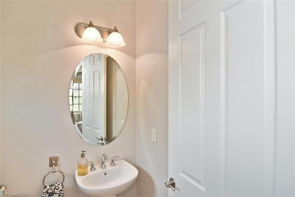 8856 Oliveria ST 9604-9