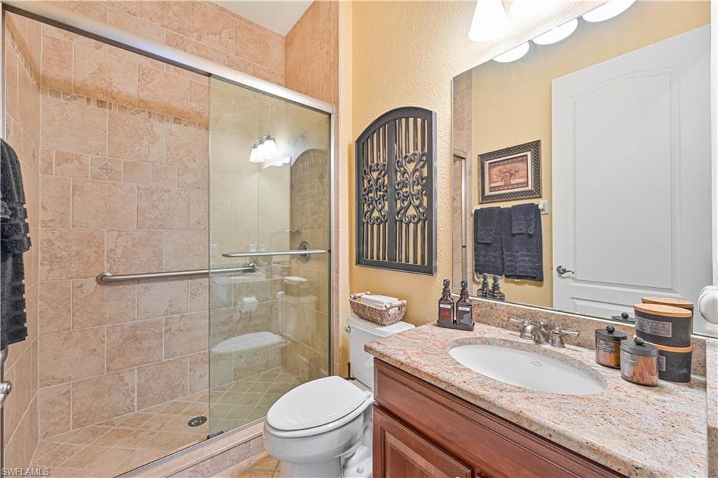13900 Binghampton DR-44