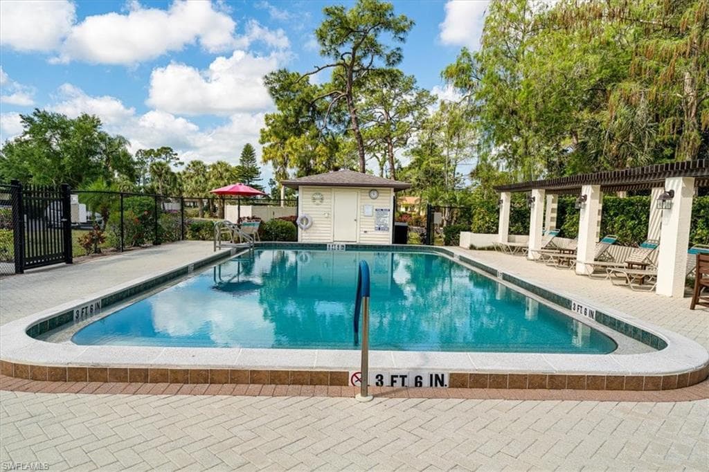 1025 Pine Isle LN 1025-28