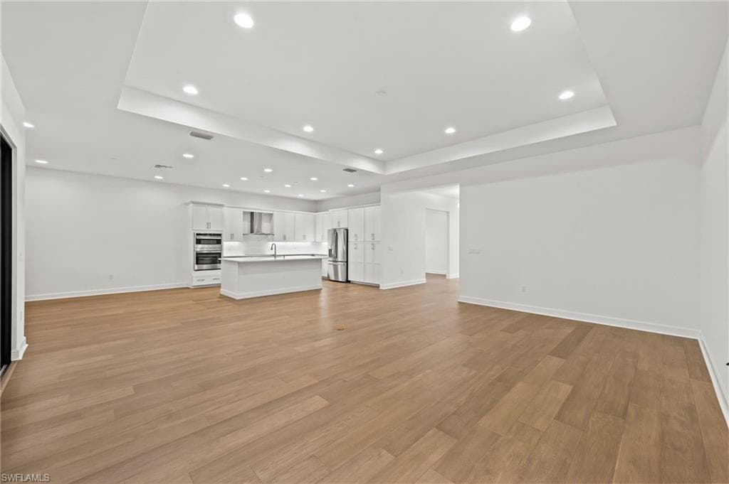 14313 Hogarth PL-10