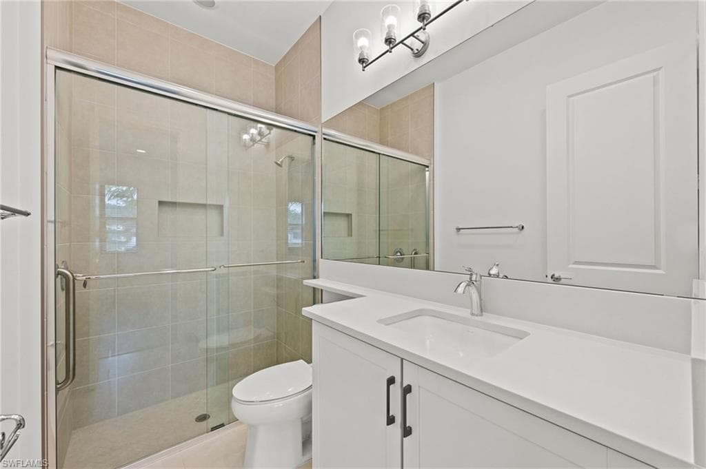 14313 Hogarth PL-22