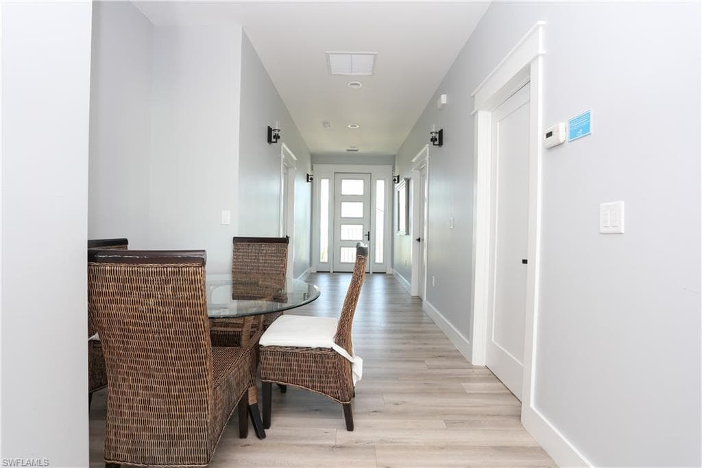 189 Curlew ST-5