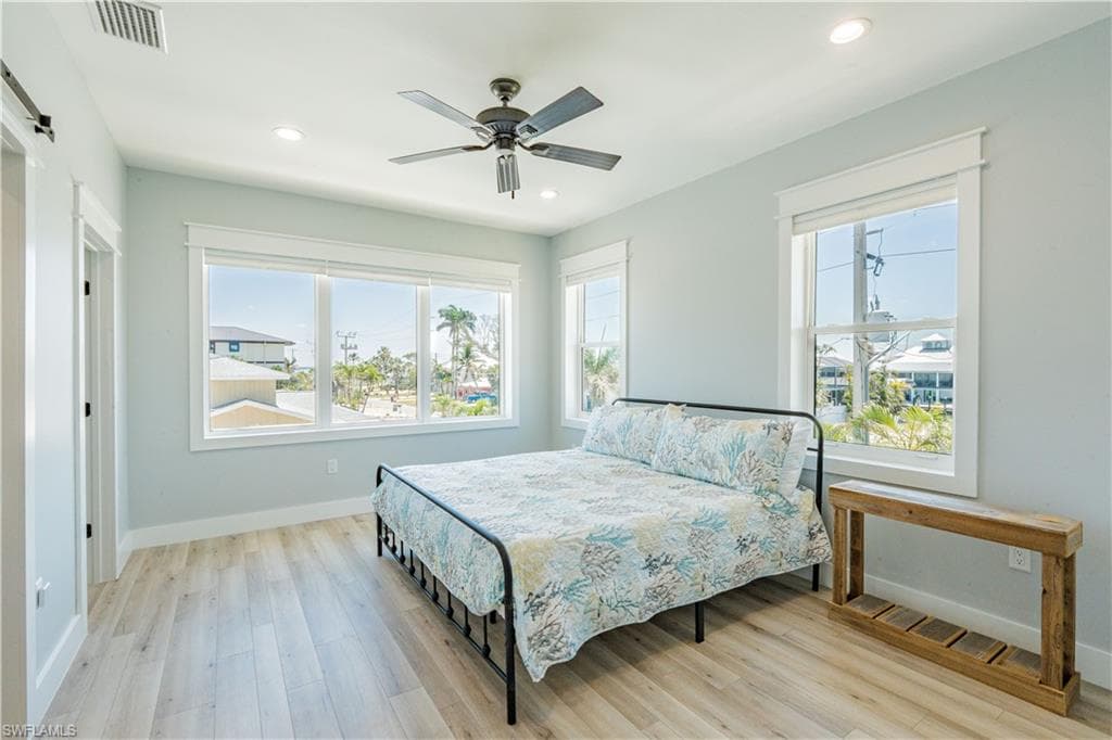 189 Curlew ST-27