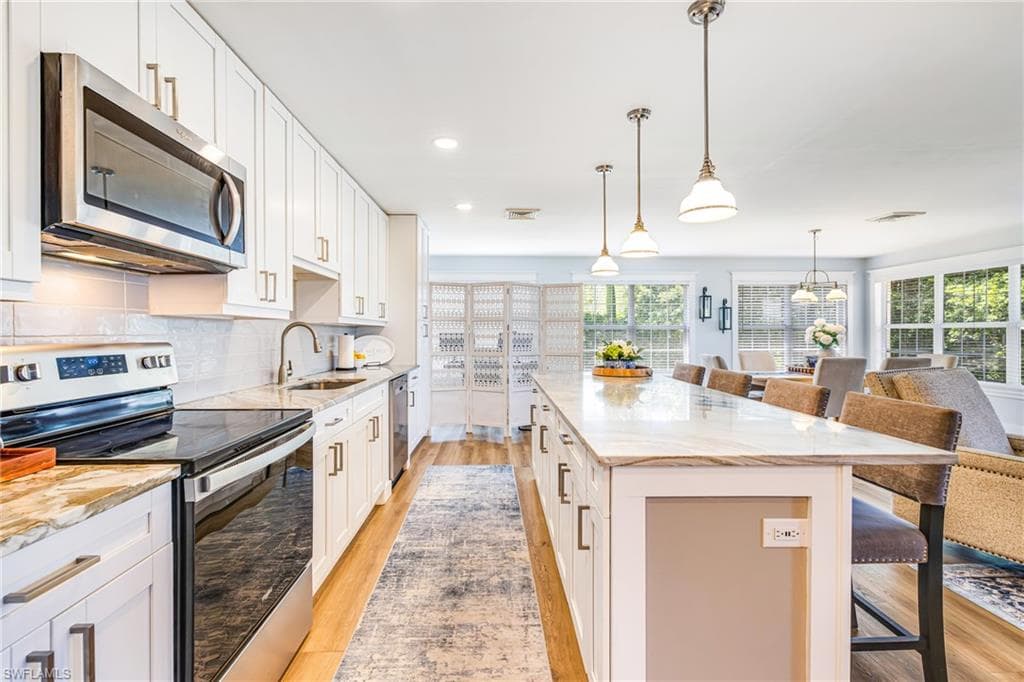 13520 Stratford Place CIR 201-15