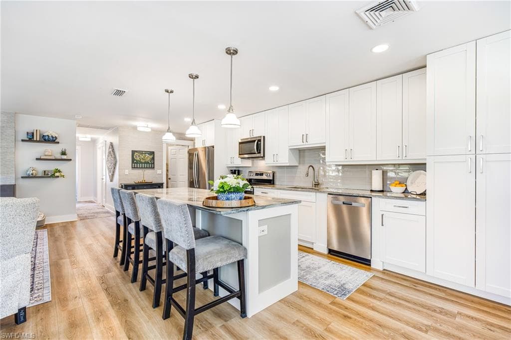 13520 Stratford Place CIR 201-17