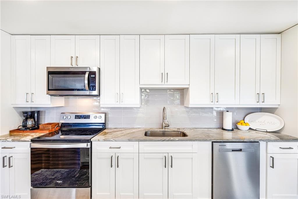 13520 Stratford Place CIR 201-14