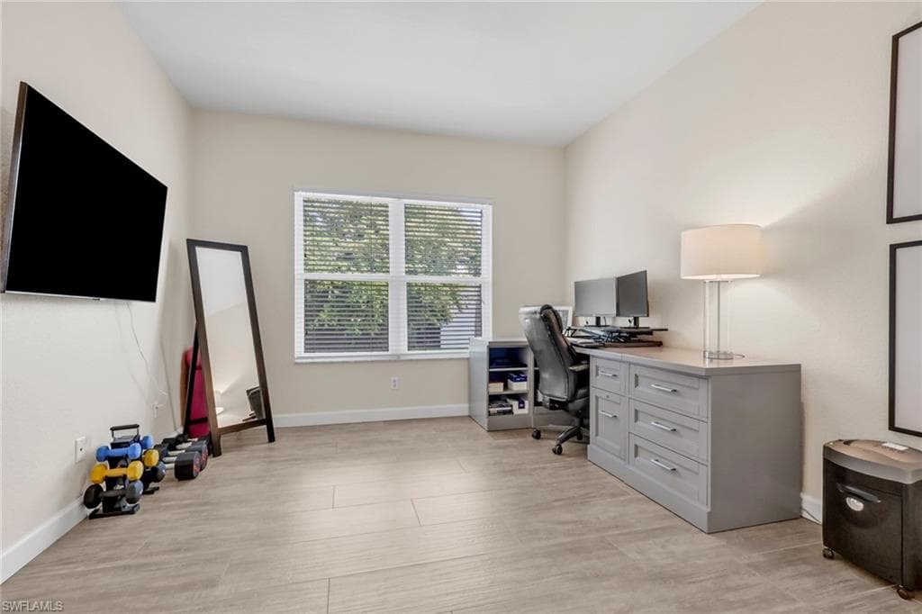 1215 Sarah Jean CIR J205-15