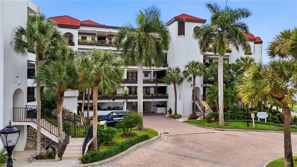 604 La Peninsula BLVD 604-1