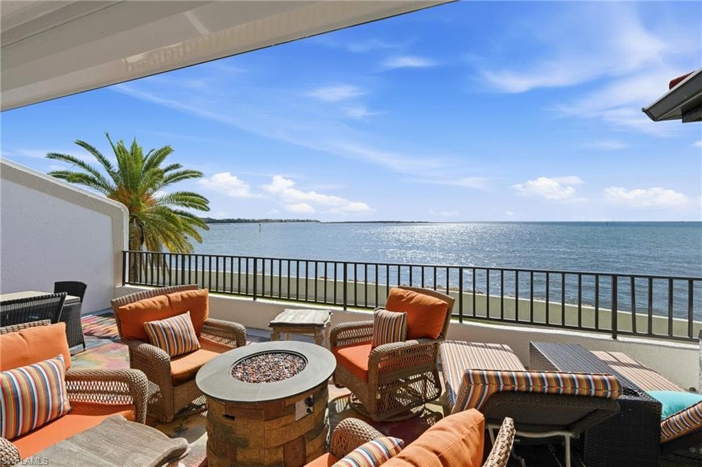 604 La Peninsula BLVD 604-3
